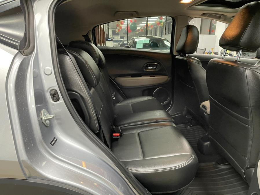 Used Honda HR-V EX AWD CVT 2018 | 5 Towns Drive. Inwood, New York Used Honda HR-V EX AWD CVT 2018 | 5 Towns Drive. Inwood, New York