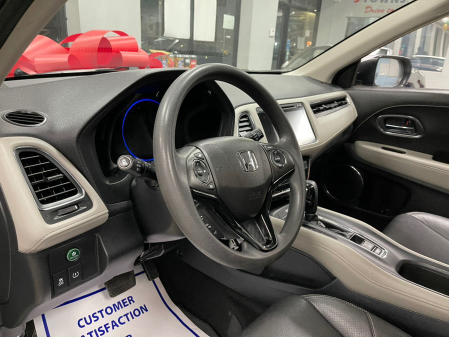 Used Honda HR-V EX AWD CVT 2018 | 5 Towns Drive. Inwood, New York Used Honda HR-V EX AWD CVT 2018 | 5 Towns Drive. Inwood, New York
