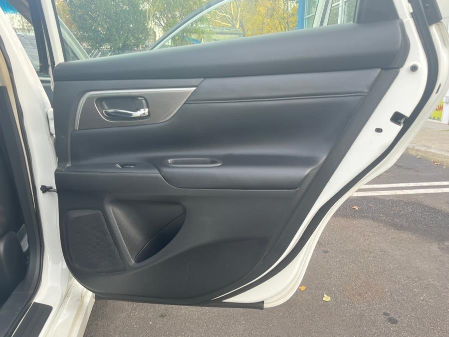 2013 Nissan Altima 4dr Sdn I4 2.5 SL, available for sale in Elmont, New York | Sunrise of Elmont. Elmont, New York 2013 Nissan Altima 4dr Sdn I4 2.5 SL, available for sale in Elmont, New York | Sunrise of Elmont. Elmont, New York