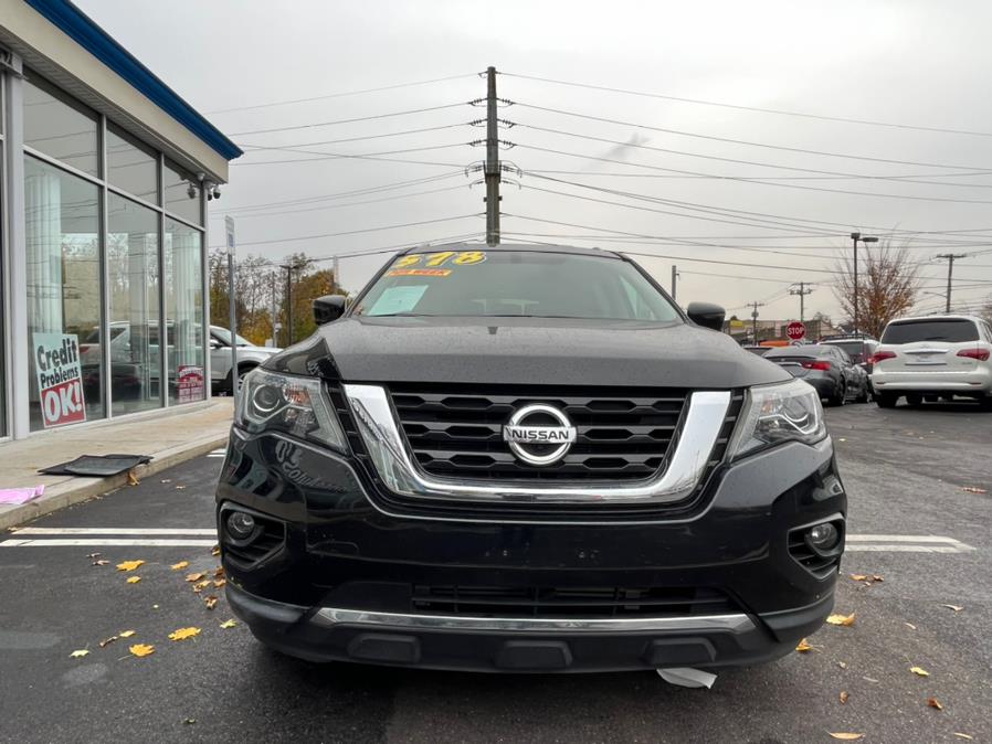 2017 Nissan Pathfinder SL, available for sale in Elmont, New York | Sunrise of Elmont. Elmont, New York 2017 Nissan Pathfinder SL, available for sale in Elmont, New York | Sunrise of Elmont. Elmont, New York