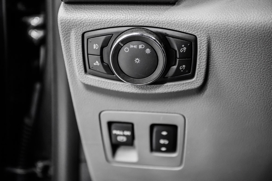 Used Ford F-150 XLT 4WD SuperCrew 5.5'' Box 2018 | 26 Motors Long Island. ELMONT, New York Used Ford F-150 XLT 4WD SuperCrew 5.5'' Box 2018 | 26 Motors Long Island. ELMONT, New York