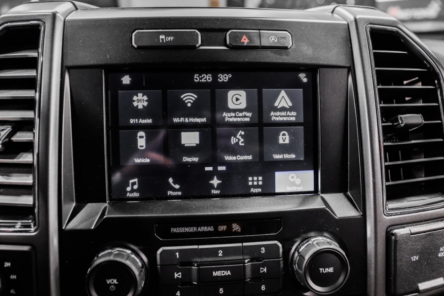 Used Ford F-150 XLT 4WD SuperCrew 5.5'' Box 2018 | 26 Motors Long Island. ELMONT, New York Used Ford F-150 XLT 4WD SuperCrew 5.5'' Box 2018 | 26 Motors Long Island. ELMONT, New York