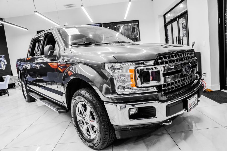 Used Ford F-150 XLT 4WD SuperCrew 5.5'' Box 2018 | 26 Motors Long Island. ELMONT, New York Used Ford F-150 XLT 4WD SuperCrew 5.5'' Box 2018 | 26 Motors Long Island. ELMONT, New York