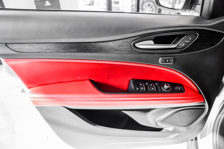 Used Alfa Romeo Stelvio AWD 2020 | 26 Motors Long Island. ELMONT, New York Used Alfa Romeo Stelvio AWD 2020 | 26 Motors Long Island. ELMONT, New York