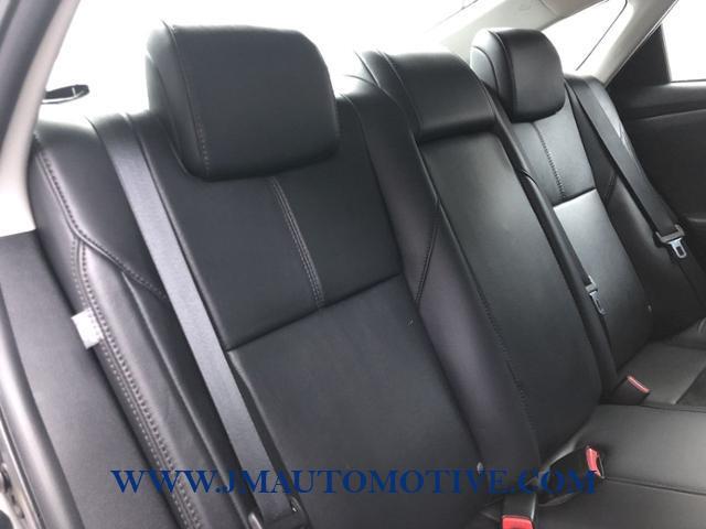 2016 Toyota Avalon 4dr Sdn XLE, available for sale in Naugatuck, Connecticut | J&M Automotive Sls&Svc LLC. Naugatuck, Connecticut 2016 Toyota Avalon 4dr Sdn XLE, available for sale in Naugatuck, Connecticut | J&M Automotive Sls&Svc LLC. Naugatuck, Connecticut