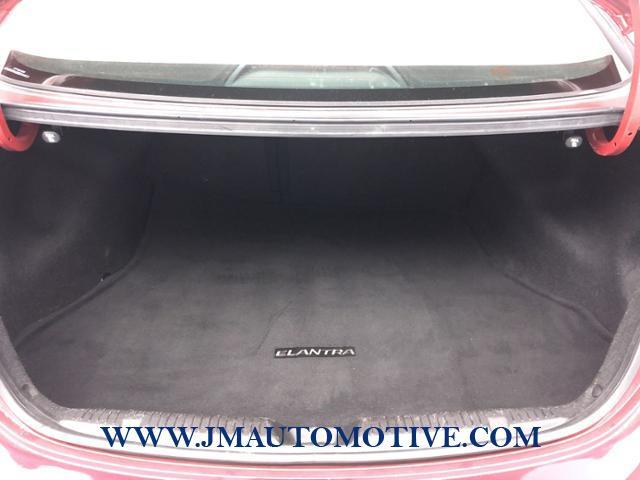 Used Hyundai Elantra 4dr Sdn Auto SE 2014 | J&M Automotive Sls&Svc LLC. Naugatuck, Connecticut Used Hyundai Elantra 4dr Sdn Auto SE 2014 | J&M Automotive Sls&Svc LLC. Naugatuck, Connecticut