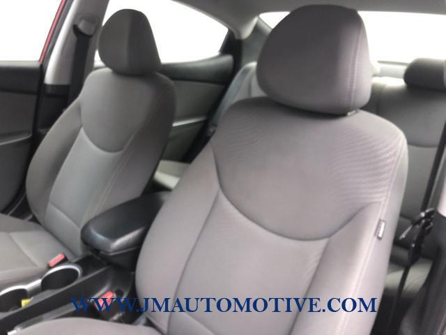 Used Hyundai Elantra 4dr Sdn Auto SE 2014 | J&M Automotive Sls&Svc LLC. Naugatuck, Connecticut Used Hyundai Elantra 4dr Sdn Auto SE 2014 | J&M Automotive Sls&Svc LLC. Naugatuck, Connecticut