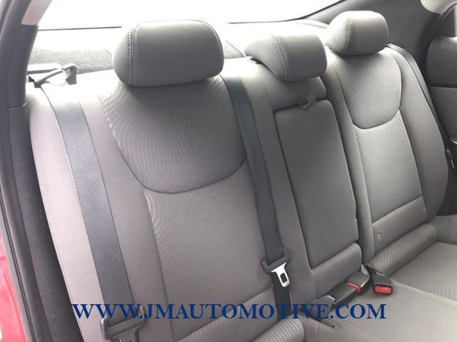 Used Hyundai Elantra 4dr Sdn Auto SE 2014 | J&M Automotive Sls&Svc LLC. Naugatuck, Connecticut Used Hyundai Elantra 4dr Sdn Auto SE 2014 | J&M Automotive Sls&Svc LLC. Naugatuck, Connecticut