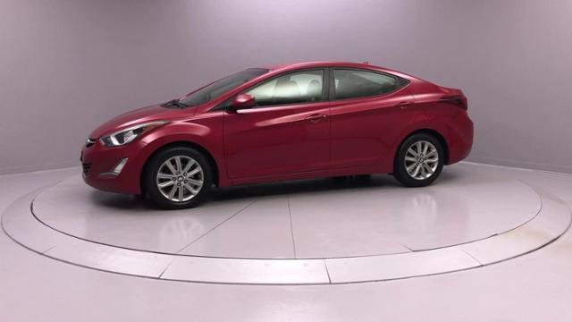 Used Hyundai Elantra 4dr Sdn Auto SE 2014 | J&M Automotive Sls&Svc LLC. Naugatuck, Connecticut Used Hyundai Elantra 4dr Sdn Auto SE 2014 | J&M Automotive Sls&Svc LLC. Naugatuck, Connecticut