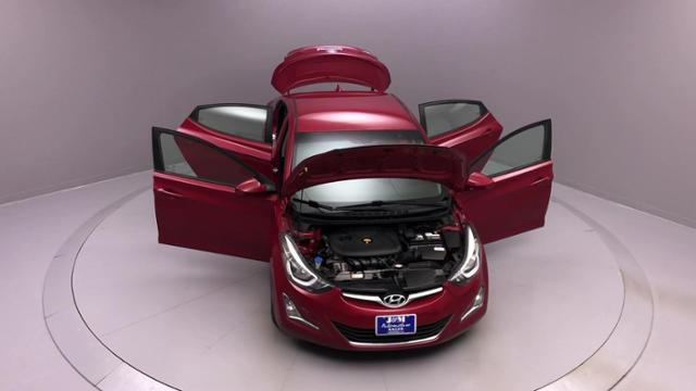 Used Hyundai Elantra 4dr Sdn Auto SE 2014 | J&M Automotive Sls&Svc LLC. Naugatuck, Connecticut Used Hyundai Elantra 4dr Sdn Auto SE 2014 | J&M Automotive Sls&Svc LLC. Naugatuck, Connecticut