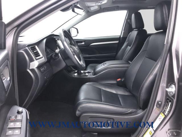 2018 Toyota Highlander XLE V6 AWD, available for sale in Naugatuck, Connecticut | J&M Automotive Sls&Svc LLC. Naugatuck, Connecticut 2018 Toyota Highlander XLE V6 AWD, available for sale in Naugatuck, Connecticut | J&M Automotive Sls&Svc LLC. Naugatuck, Connecticut