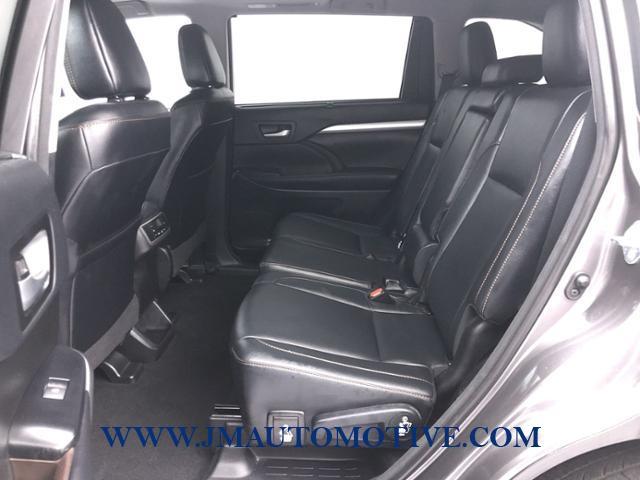 2018 Toyota Highlander XLE V6 AWD, available for sale in Naugatuck, Connecticut | J&M Automotive Sls&Svc LLC. Naugatuck, Connecticut 2018 Toyota Highlander XLE V6 AWD, available for sale in Naugatuck, Connecticut | J&M Automotive Sls&Svc LLC. Naugatuck, Connecticut