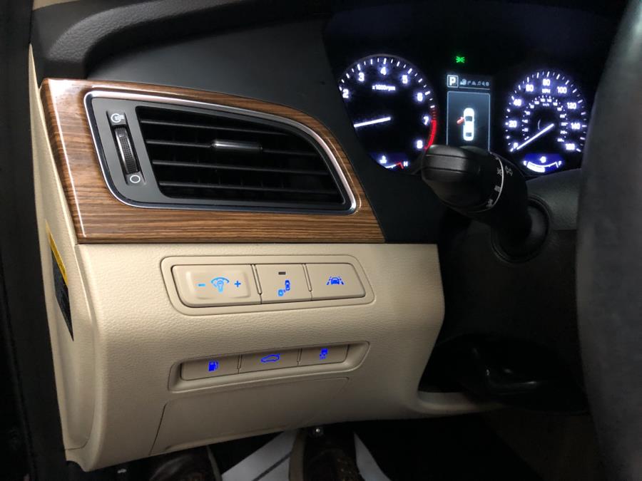 2015 Hyundai Sonata 4dr Sdn 2.4L Limited, available for sale in Waterbury, Connecticut | National Auto Brokers, Inc.. Waterbury, Connecticut 2015 Hyundai Sonata 4dr Sdn 2.4L Limited, available for sale in Waterbury, Connecticut | National Auto Brokers, Inc.. Waterbury, Connecticut