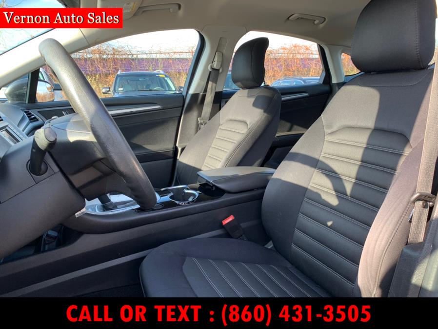 Used Ford Fusion 4dr Sdn SE FWD 2015 | Vernon Auto Sale & Service. Manchester, Connecticut Used Ford Fusion 4dr Sdn SE FWD 2015 | Vernon Auto Sale & Service. Manchester, Connecticut
