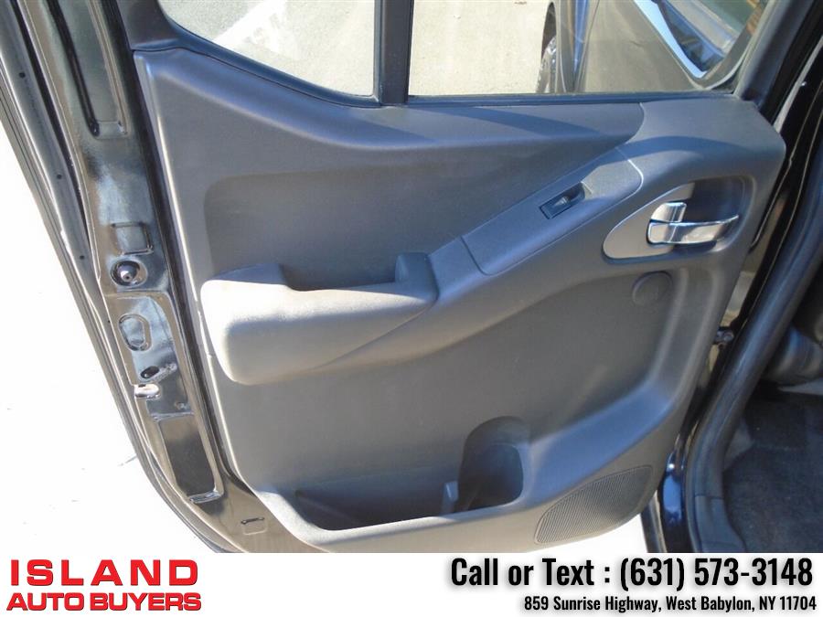 Used Nissan Frontier PRO 4X 4x4 4dr Crew Cab SWB Pickup 5A 2010 | Island Auto Buyers. West Babylon, New York Used Nissan Frontier PRO 4X 4x4 4dr Crew Cab SWB Pickup 5A 2010 | Island Auto Buyers. West Babylon, New York