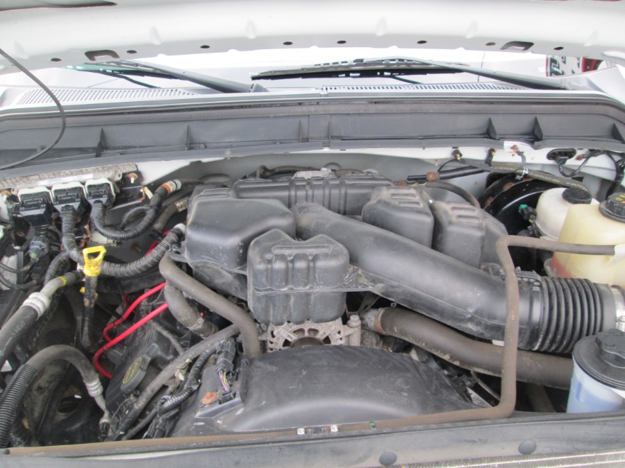 Used Ford Super Duty F-350 SRW 2WD Reg Cab 141" WB 60" CA XL 2015 | Levittown Auto. Levittown, Pennsylvania