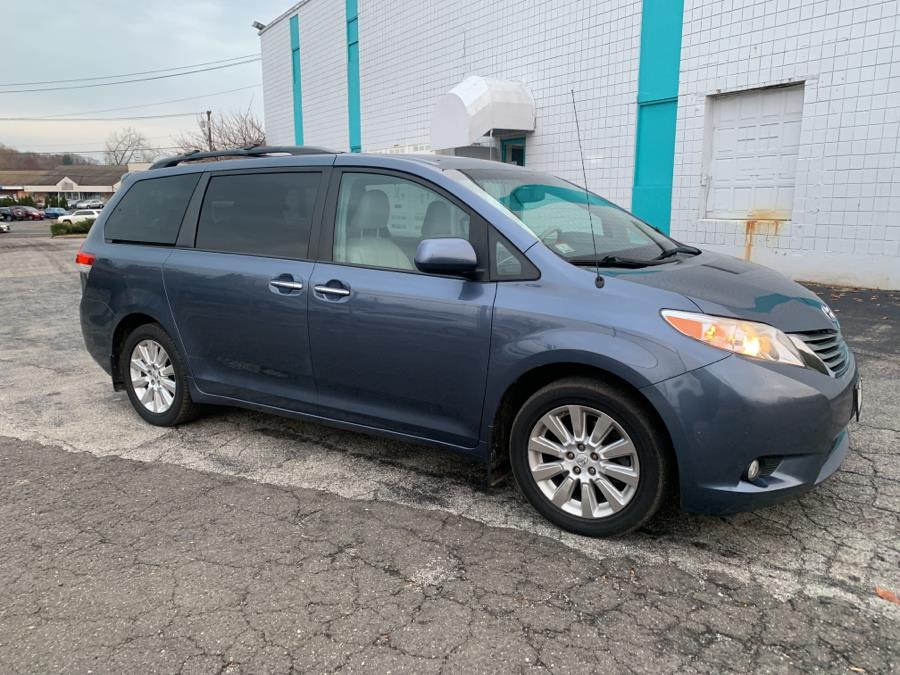 2014 Toyota Sienna 5dr 7-Pass Van V6 XLE AWD (Natl), available for sale in Milford, Connecticut | Dealertown Auto Wholesalers. Milford, Connecticut 2014 Toyota Sienna 5dr 7-Pass Van V6 XLE AWD (Natl), available for sale in Milford, Connecticut | Dealertown Auto Wholesalers. Milford, Connecticut