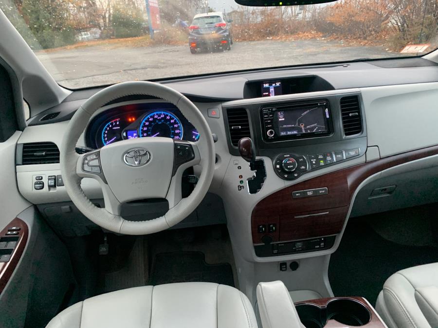 2014 Toyota Sienna 5dr 7-Pass Van V6 XLE AWD (Natl), available for sale in Milford, Connecticut | Dealertown Auto Wholesalers. Milford, Connecticut 2014 Toyota Sienna 5dr 7-Pass Van V6 XLE AWD (Natl), available for sale in Milford, Connecticut | Dealertown Auto Wholesalers. Milford, Connecticut