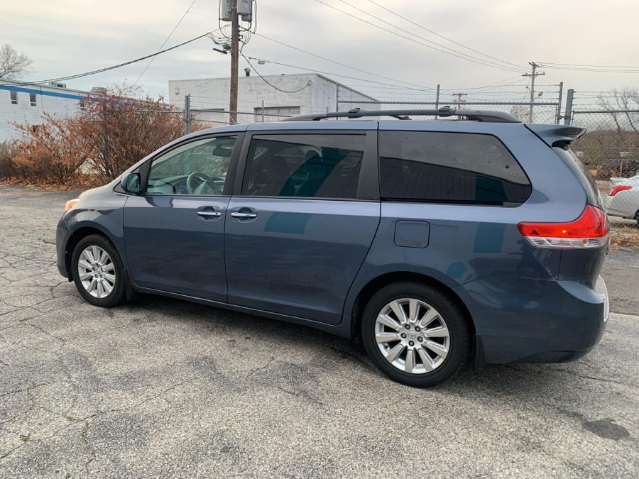 2014 Toyota Sienna 5dr 7-Pass Van V6 XLE AWD (Natl), available for sale in Milford, Connecticut | Dealertown Auto Wholesalers. Milford, Connecticut 2014 Toyota Sienna 5dr 7-Pass Van V6 XLE AWD (Natl), available for sale in Milford, Connecticut | Dealertown Auto Wholesalers. Milford, Connecticut