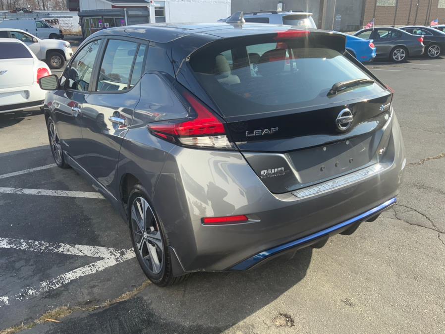 2018 Nissan LEAF Electric photo