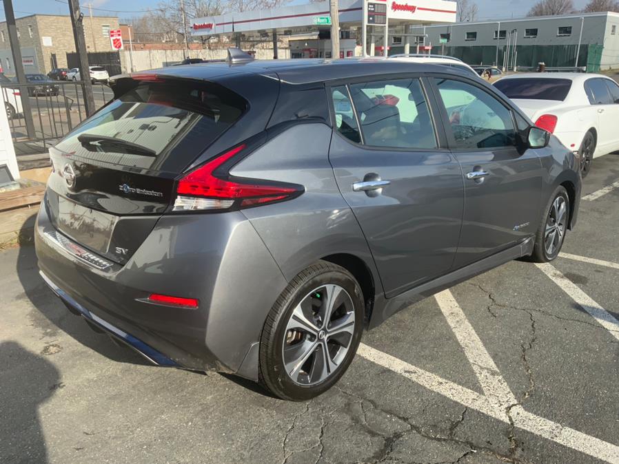 2018 Nissan LEAF Electric photo