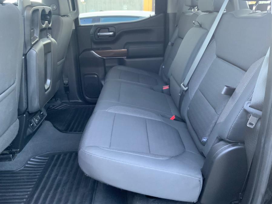 Used Chevrolet Silverado 1500 4WD Crew Cab 147" RST 2019 | Capital Lease and Finance. Brockton, Massachusetts