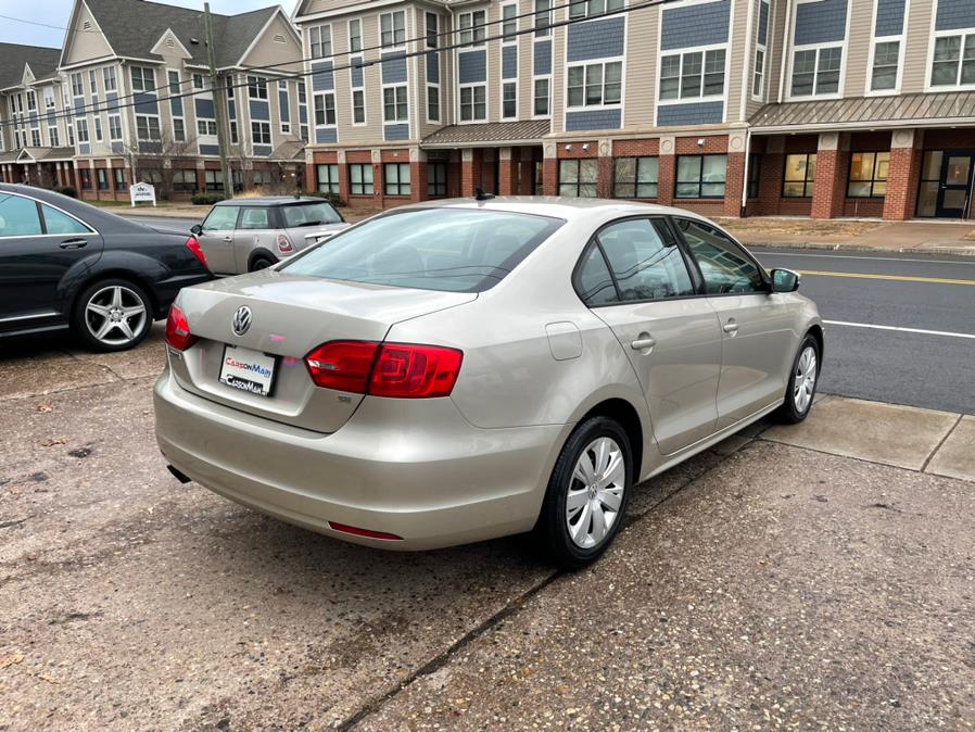 2014 Volkswagen Jetta Sedan 4dr Auto SE PZEV, available for sale in Manchester, Connecticut | Carsonmain LLC. Manchester, Connecticut 2014 Volkswagen Jetta Sedan 4dr Auto SE PZEV, available for sale in Manchester, Connecticut | Carsonmain LLC. Manchester, Connecticut