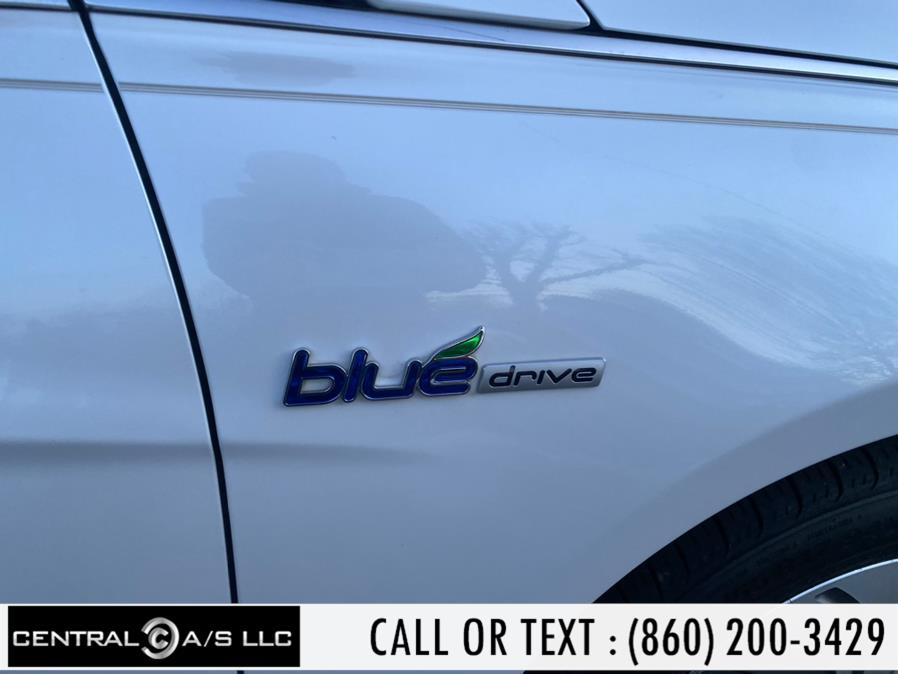 Used Hyundai Sonata Hybrid 4dr Sdn 2015 | Central A/S LLC. East Windsor, Connecticut Used Hyundai Sonata Hybrid 4dr Sdn 2015 | Central A/S LLC. East Windsor, Connecticut
