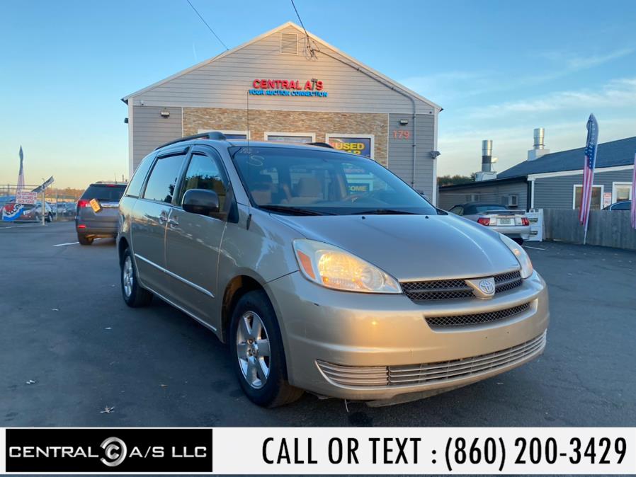 2005 Toyota Sienna 5dr CE FWD 7-Passenger, available for sale in East Windsor, Connecticut | Central A/S LLC. East Windsor, Connecticut