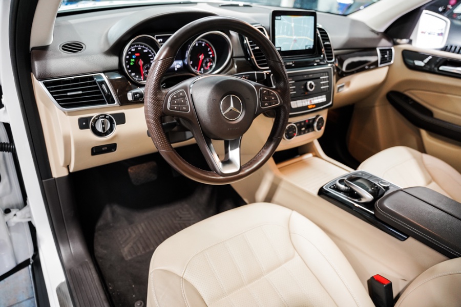 Used Mercedes-Benz GLE GLE 350 4MATIC SUV 2018 | 26 Motors Corp. Bronx, New York Used Mercedes-Benz GLE GLE 350 4MATIC SUV 2018 | 26 Motors Corp. Bronx, New York
