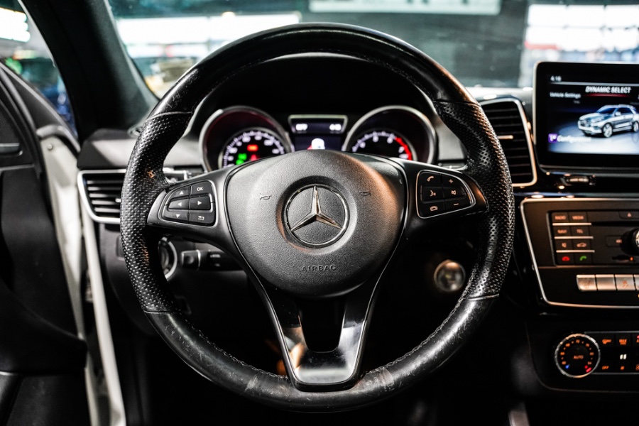 Used Mercedes-Benz GLE GLE 350 4MATIC SUV 2018 | 26 Motors Corp. Bronx, New York Used Mercedes-Benz GLE GLE 350 4MATIC SUV 2018 | 26 Motors Corp. Bronx, New York