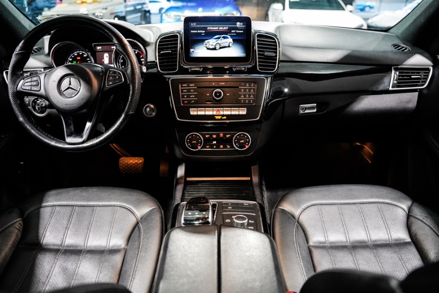 Used Mercedes-Benz GLE GLE 350 4MATIC SUV 2018 | 26 Motors Corp. Bronx, New York Used Mercedes-Benz GLE GLE 350 4MATIC SUV 2018 | 26 Motors Corp. Bronx, New York