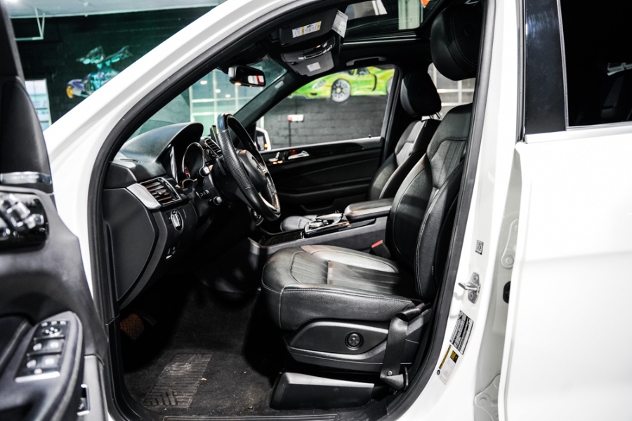 Used Mercedes-Benz GLE GLE 350 4MATIC SUV 2018 | 26 Motors Corp. Bronx, New York Used Mercedes-Benz GLE GLE 350 4MATIC SUV 2018 | 26 Motors Corp. Bronx, New York