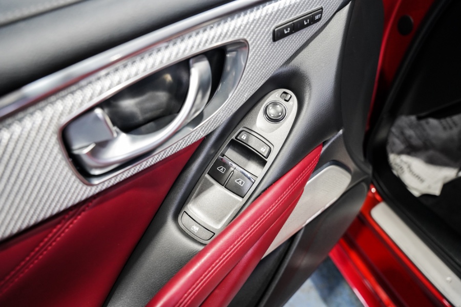 Used INFINITI Q60 RED SPORT 400 AWD 2018 | 26 Motors Corp. Bronx, New York Used INFINITI Q60 RED SPORT 400 AWD 2018 | 26 Motors Corp. Bronx, New York