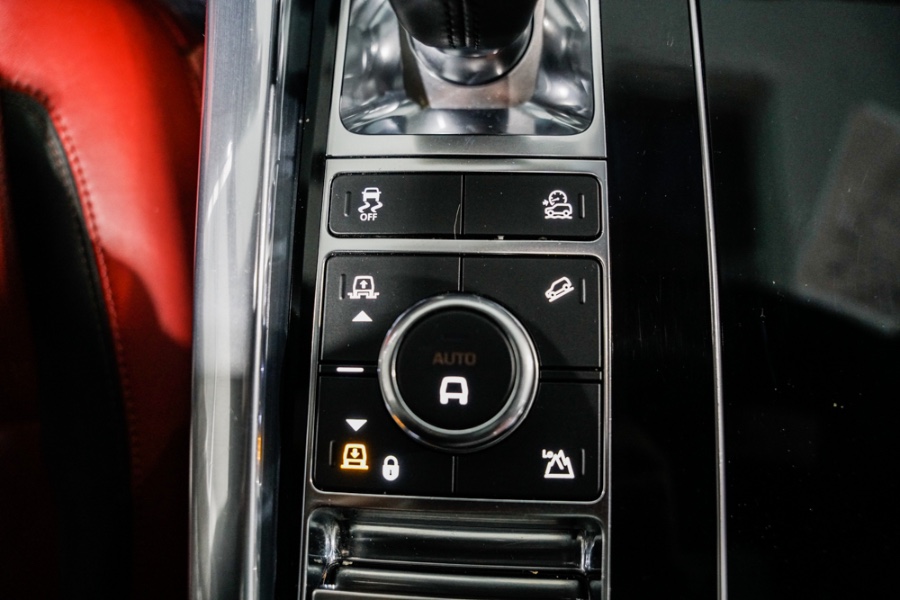 Used Land Rover Range Rover Sport V8 Supercharged Dynamic 2019 | 26 Motors Corp. Bronx, New York Used Land Rover Range Rover Sport V8 Supercharged Dynamic 2019 | 26 Motors Corp. Bronx, New York