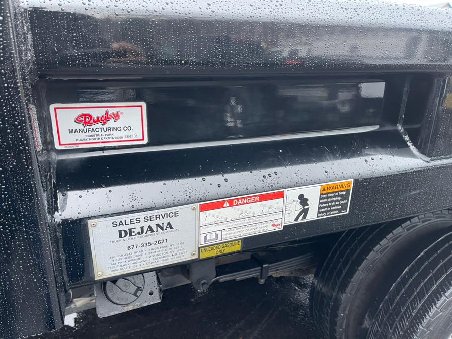 2017 Chevrolet Silverado 3500HD 4WD Reg Cab 137.5" WB, 59.06" CA WT, available for sale in South Windsor, Connecticut | Mike And Tony Auto Sales, Inc. South Windsor, Connecticut 2017 Chevrolet Silverado 3500HD 4WD Reg Cab 137.5" WB, 59.06" CA WT, available for sale in South Windsor, Connecticut | Mike And Tony Auto Sales, Inc. South Windsor, Connecticut