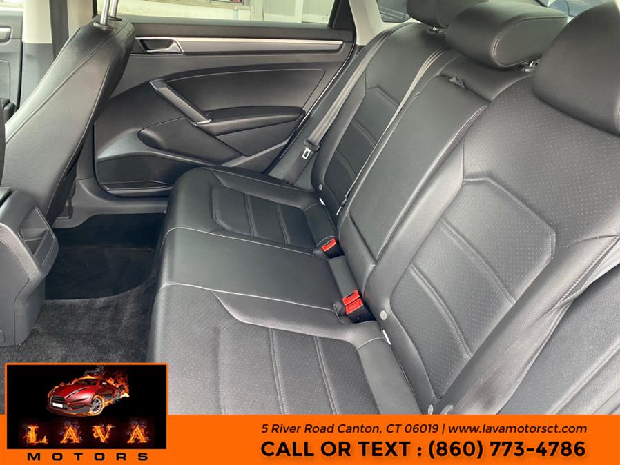 Used Volkswagen Passat R-Line Auto 2018 | Lava Motors. Canton, Connecticut Used Volkswagen Passat R-Line Auto 2018 | Lava Motors. Canton, Connecticut