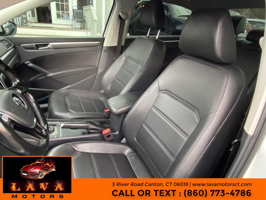 Used Volkswagen Passat R-Line Auto 2018 | Lava Motors. Canton, Connecticut Used Volkswagen Passat R-Line Auto 2018 | Lava Motors. Canton, Connecticut