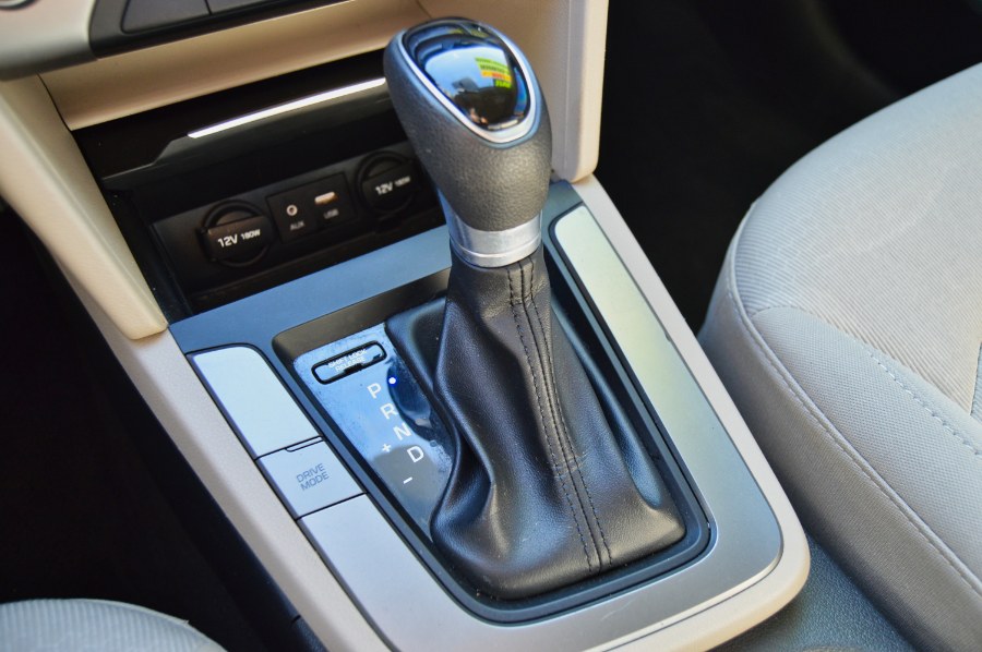 2017 Hyundai Elantra SE, available for sale in Moreno Valley, California | Fusion Motors Inc. Moreno Valley, California 2017 Hyundai Elantra SE, available for sale in Moreno Valley, California | Fusion Motors Inc. Moreno Valley, California