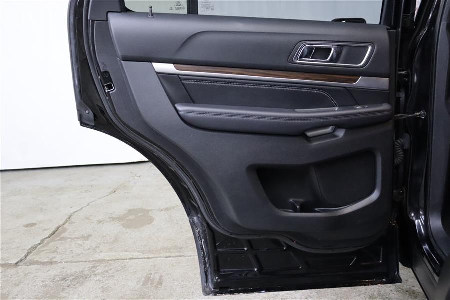 2018 Ford Explorer LIMITED, available for sale in Paterson, New Jersey | Fast Track Motors. Paterson, New Jersey 2018 Ford Explorer LIMITED, available for sale in Paterson, New Jersey | Fast Track Motors. Paterson, New Jersey