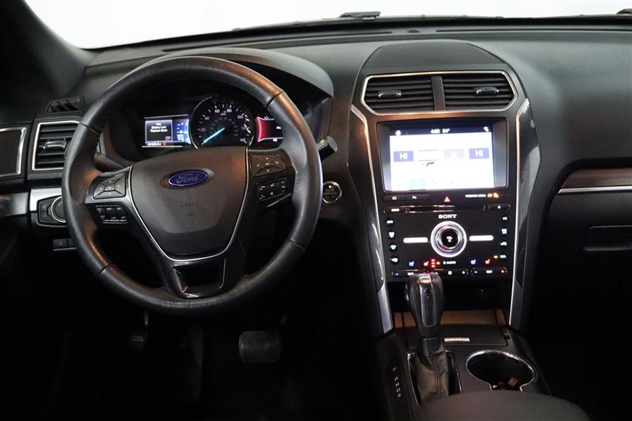 2018 Ford Explorer LIMITED, available for sale in Paterson, New Jersey | Fast Track Motors. Paterson, New Jersey 2018 Ford Explorer LIMITED, available for sale in Paterson, New Jersey | Fast Track Motors. Paterson, New Jersey