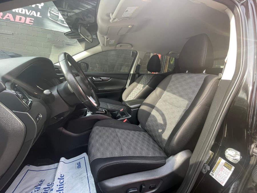 Used Nissan Rogue Sport AWD SV 2019 | RT Auto Center LLC. Newark, New Jersey Used Nissan Rogue Sport AWD SV 2019 | RT Auto Center LLC. Newark, New Jersey