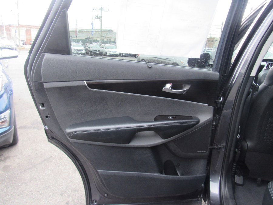 Used Kia Sorento LX V6 AWD 2020 | NJ Used Cars Center. Irvington, New Jersey Used Kia Sorento LX V6 AWD 2020 | NJ Used Cars Center. Irvington, New Jersey
