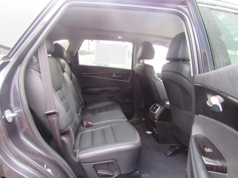 Used Kia Sorento LX V6 AWD 2020 | NJ Used Cars Center. Irvington, New Jersey Used Kia Sorento LX V6 AWD 2020 | NJ Used Cars Center. Irvington, New Jersey