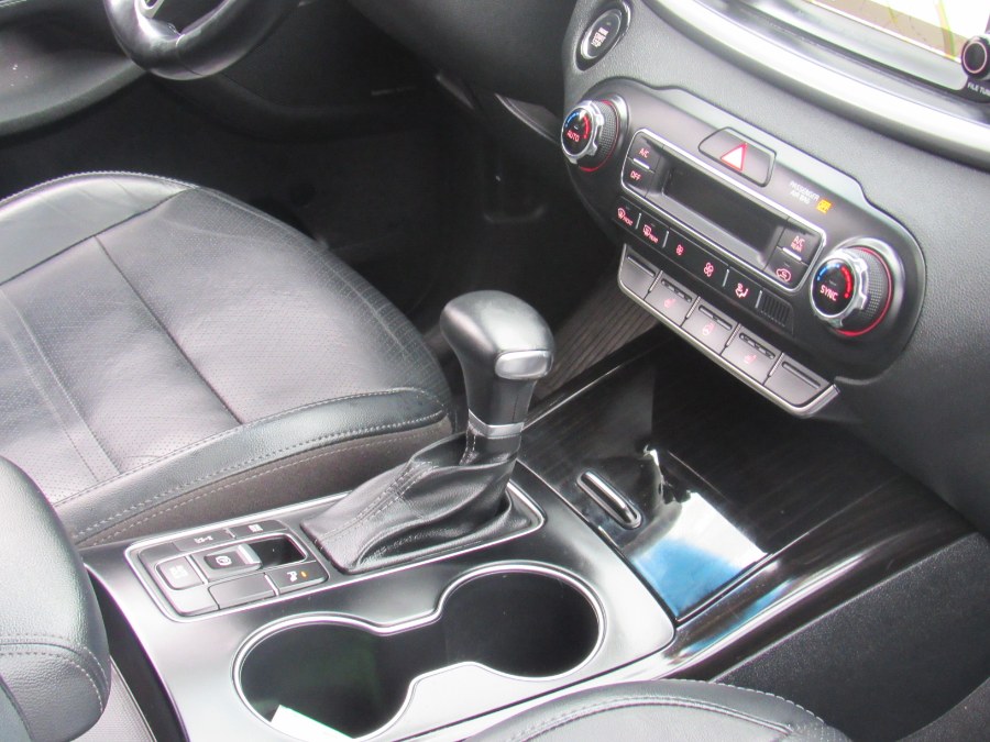 Used Kia Sorento LX V6 AWD 2020 | NJ Used Cars Center. Irvington, New Jersey Used Kia Sorento LX V6 AWD 2020 | NJ Used Cars Center. Irvington, New Jersey