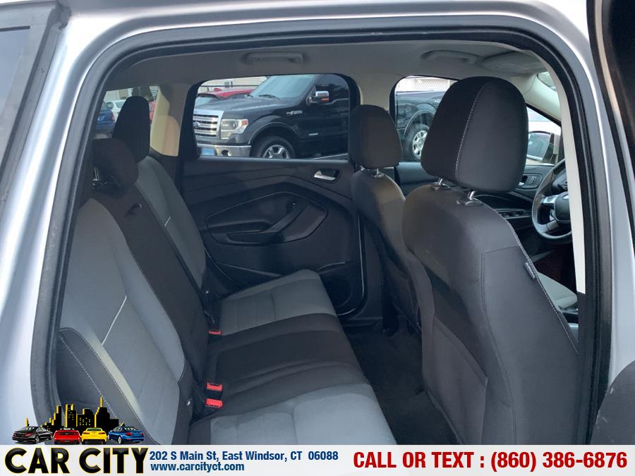 2013 Ford Escape 4WD 4dr SE, available for sale in East Windsor, Connecticut | Car City LLC. East Windsor, Connecticut 2013 Ford Escape 4WD 4dr SE, available for sale in East Windsor, Connecticut | Car City LLC. East Windsor, Connecticut