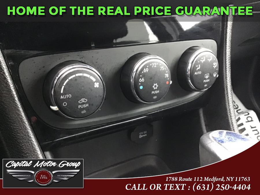 Used Chrysler 200 4dr Sdn Touring 2013 | Capital Motor Group Inc. Medford, New York Used Chrysler 200 4dr Sdn Touring 2013 | Capital Motor Group Inc. Medford, New York