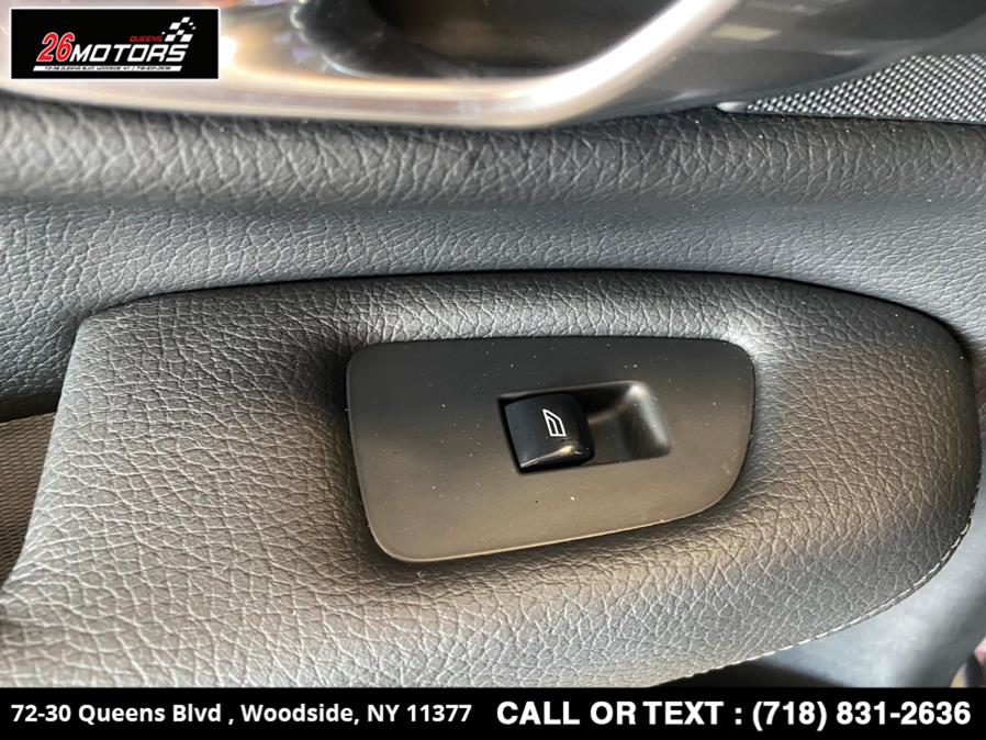 Used Volvo XC90 T6 AWD 7-Passenger Momentum 2017 | 26 Motors Queens. Woodside, New York Used Volvo XC90 T6 AWD 7-Passenger Momentum 2017 | 26 Motors Queens. Woodside, New York