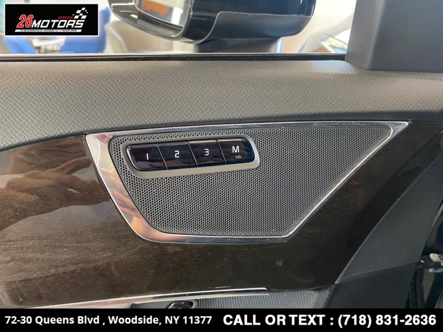 Used Volvo XC90 T6 AWD 7-Passenger Momentum 2017 | 26 Motors Queens. Woodside, New York Used Volvo XC90 T6 AWD 7-Passenger Momentum 2017 | 26 Motors Queens. Woodside, New York