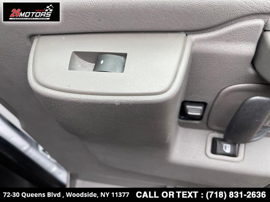 Used GMC Savana Cargo Van RWD 2500 135" 2019 | 26 Motors Queens. Woodside, New York Used GMC Savana Cargo Van RWD 2500 135" 2019 | 26 Motors Queens. Woodside, New York